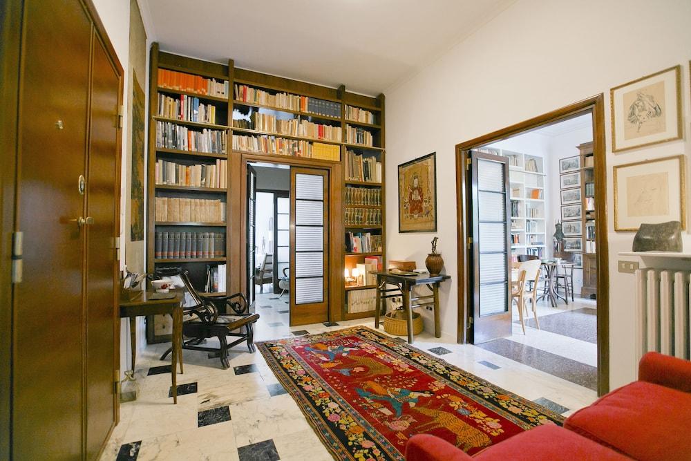 Aventino Orange Garden Suites