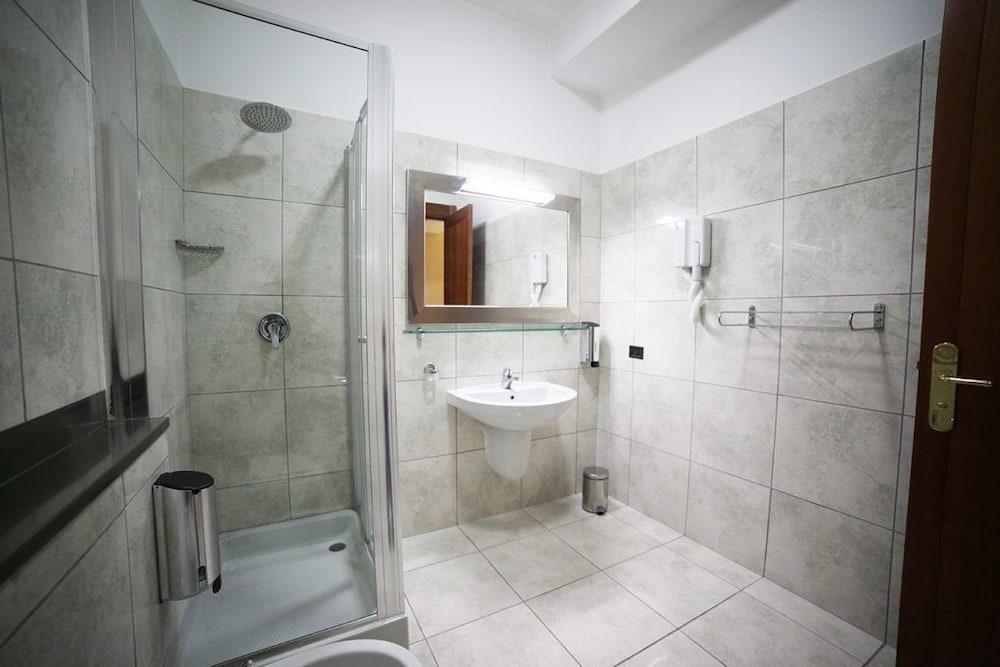Hotel Artemide