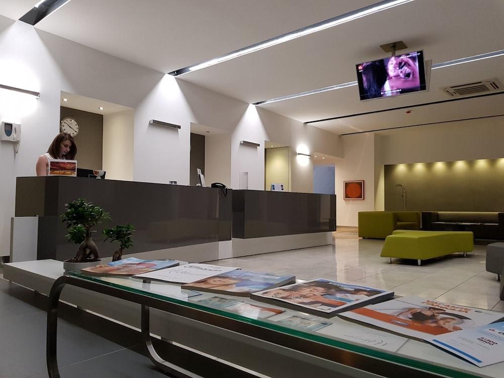 Hotel Artemide
