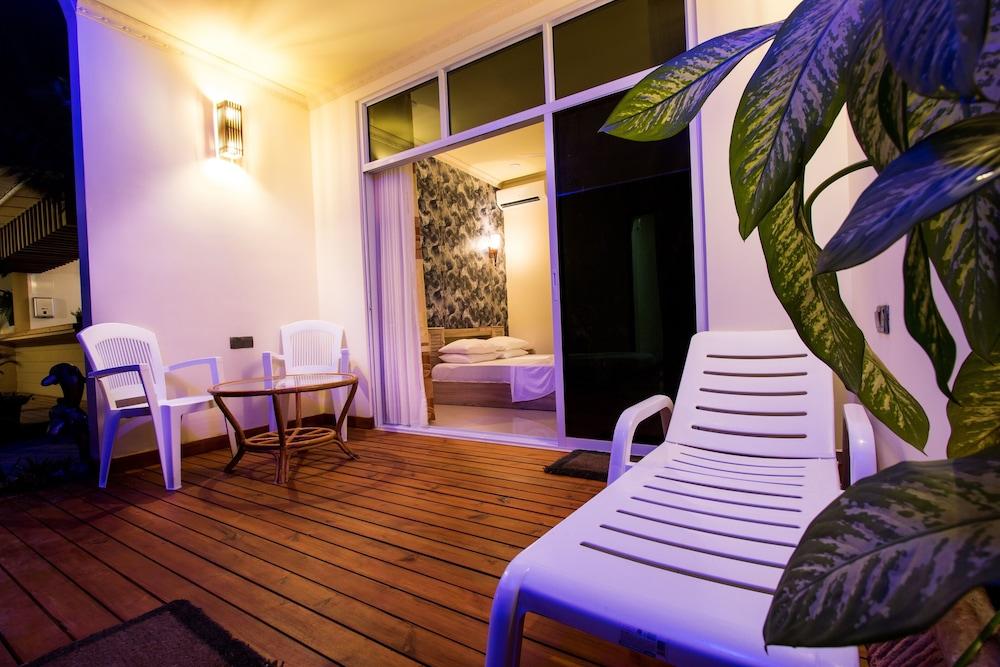 Banyan Villa