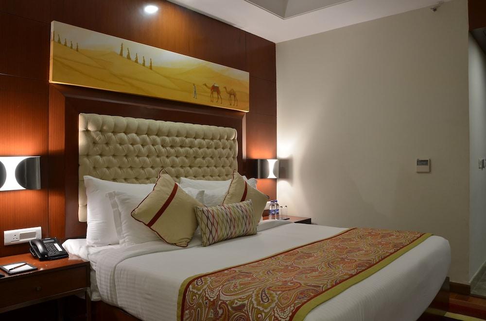The Grand Hira Hotel & Resort Neemrana