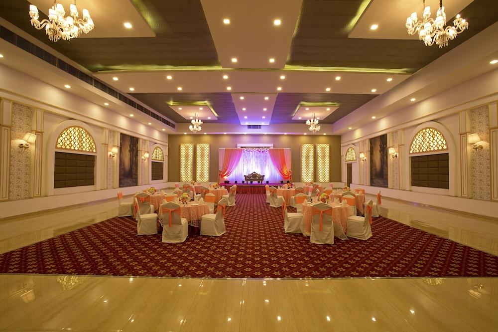 KST Sarovar Portico