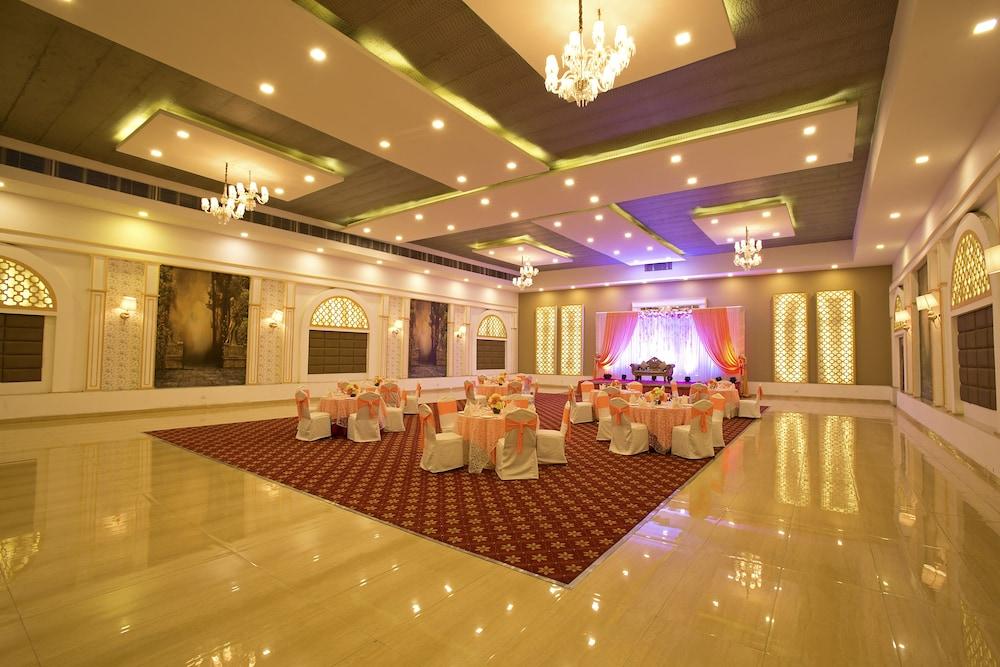 KST Sarovar Portico