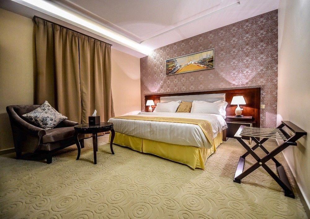 Al Ebreez Palace 2