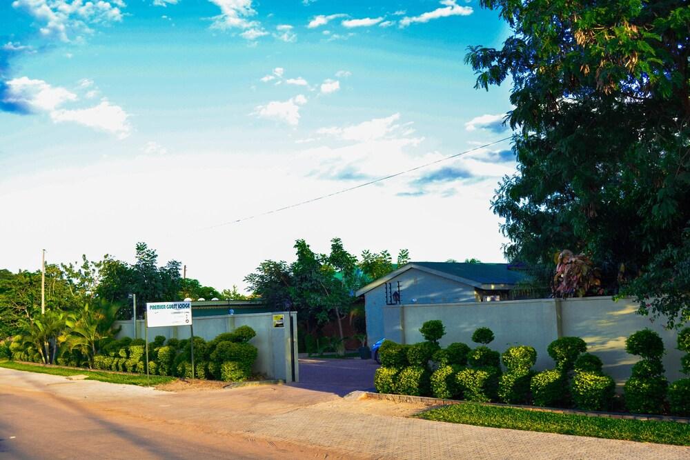 Premier Guest Lodge