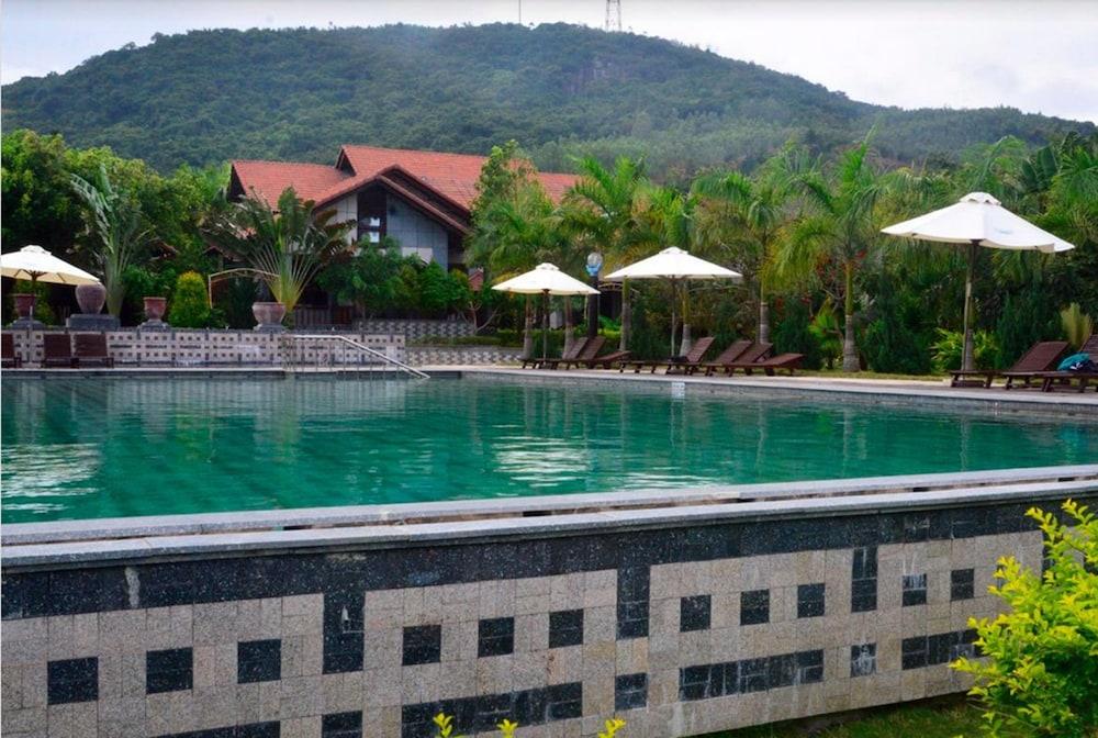 Sa Huynh Beach Resort