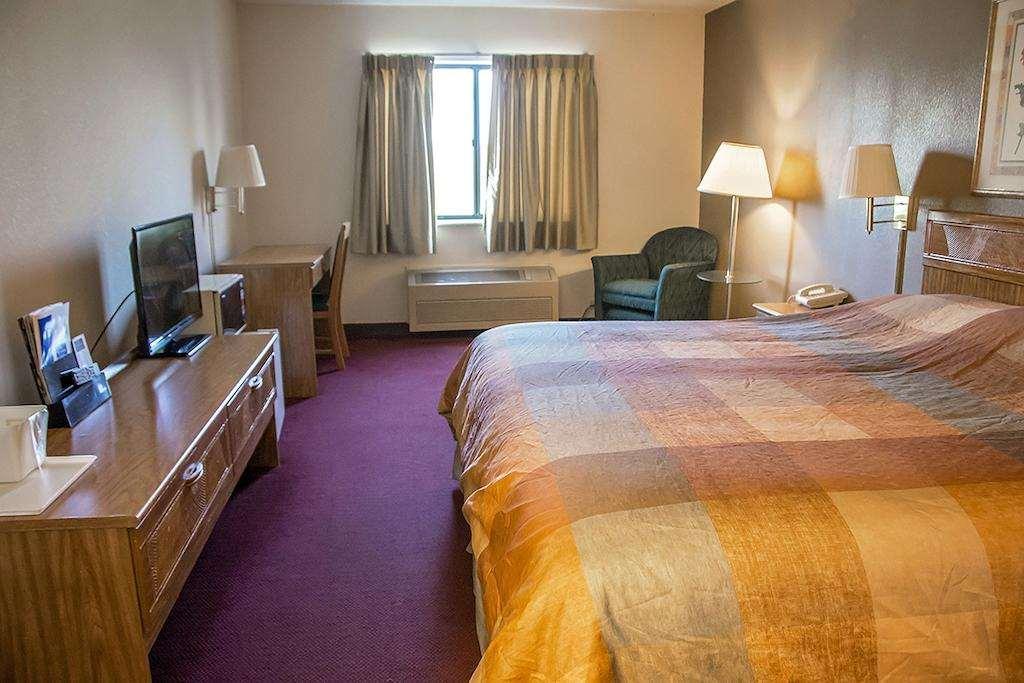 Baymont Inn & Suites Harvard