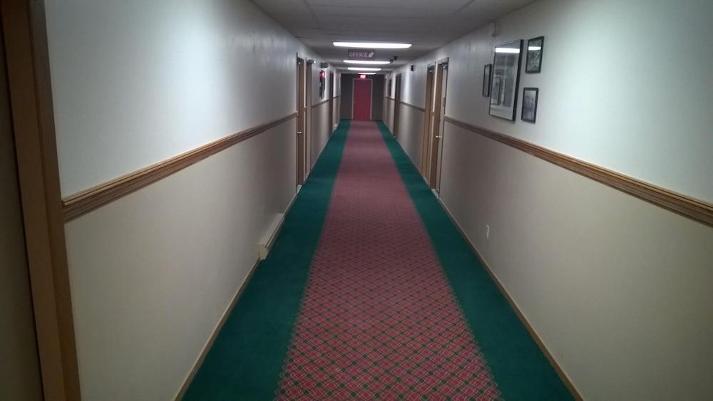 The Travelers Inn