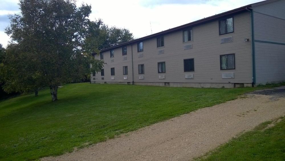The Travelers Inn