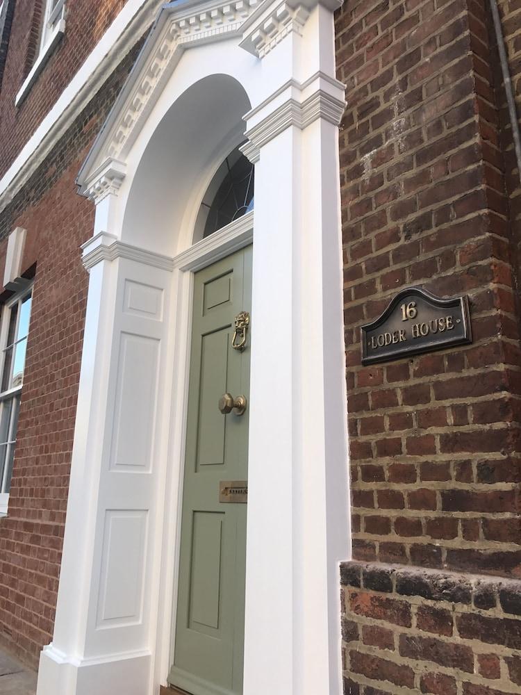 Loder House