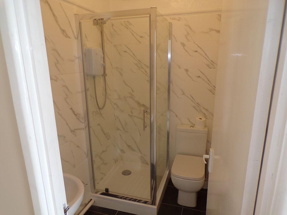 Carmel Serviced Rooms