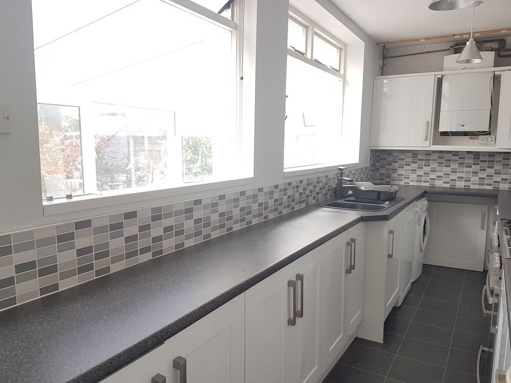 Carmel Serviced Rooms
