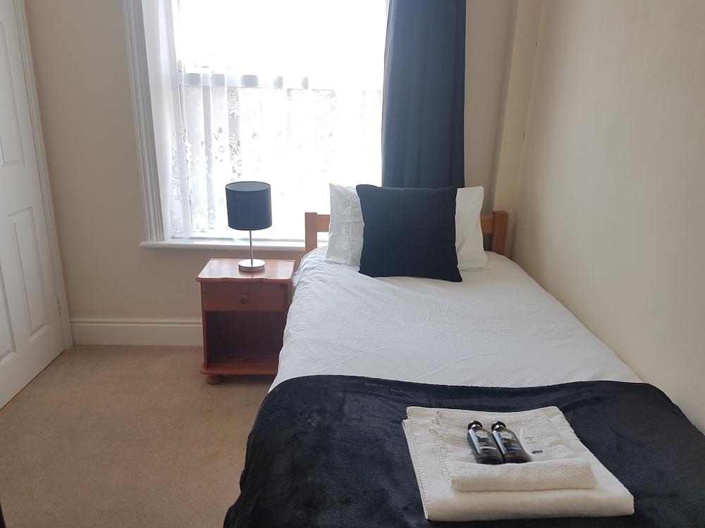 Carmel Serviced Rooms