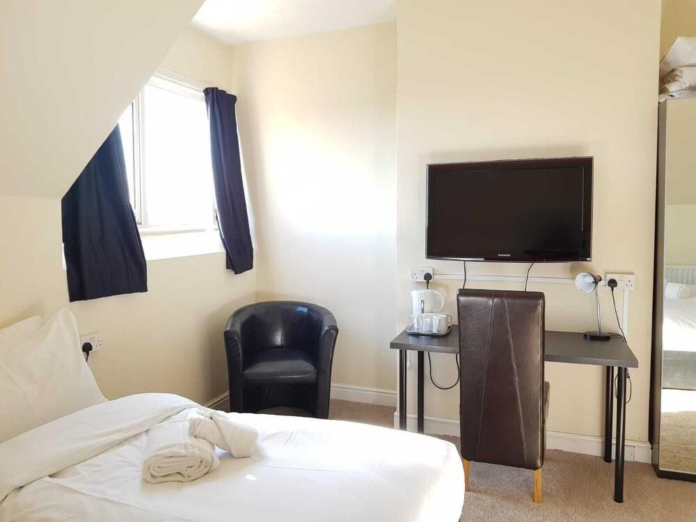 Carmel Serviced Rooms