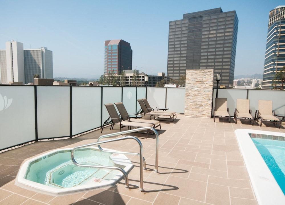 The Rochester Luxury Apartments