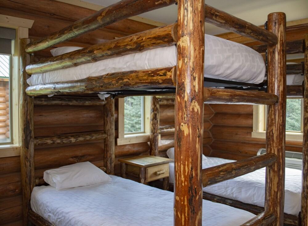 Bonners Ferry Log Inn