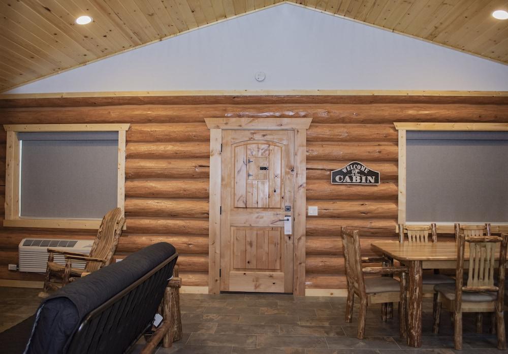 Bonners Ferry Log Inn