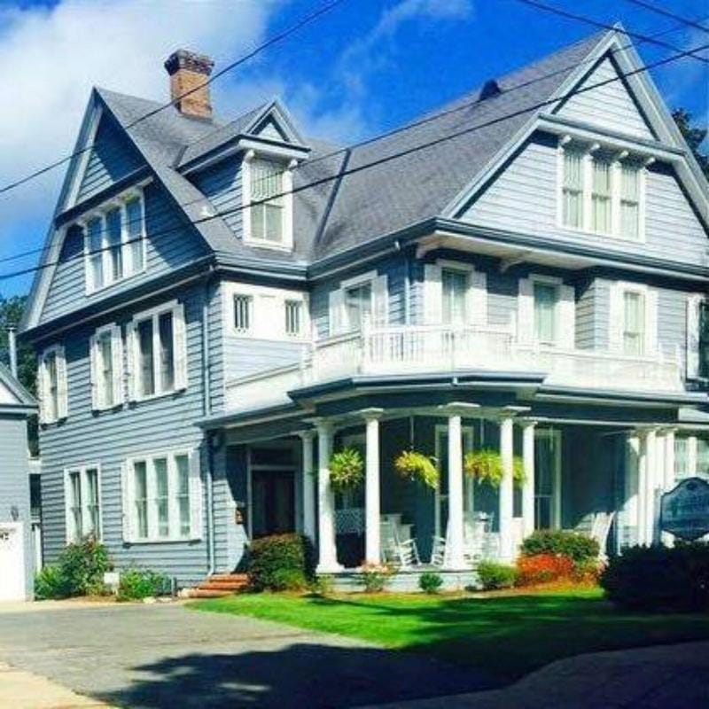 Sweet Cane Inn