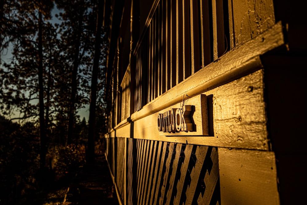 The Outlook Lodge
