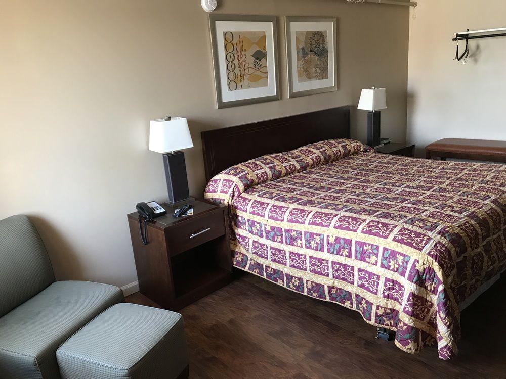Allen Park Motor Lodge