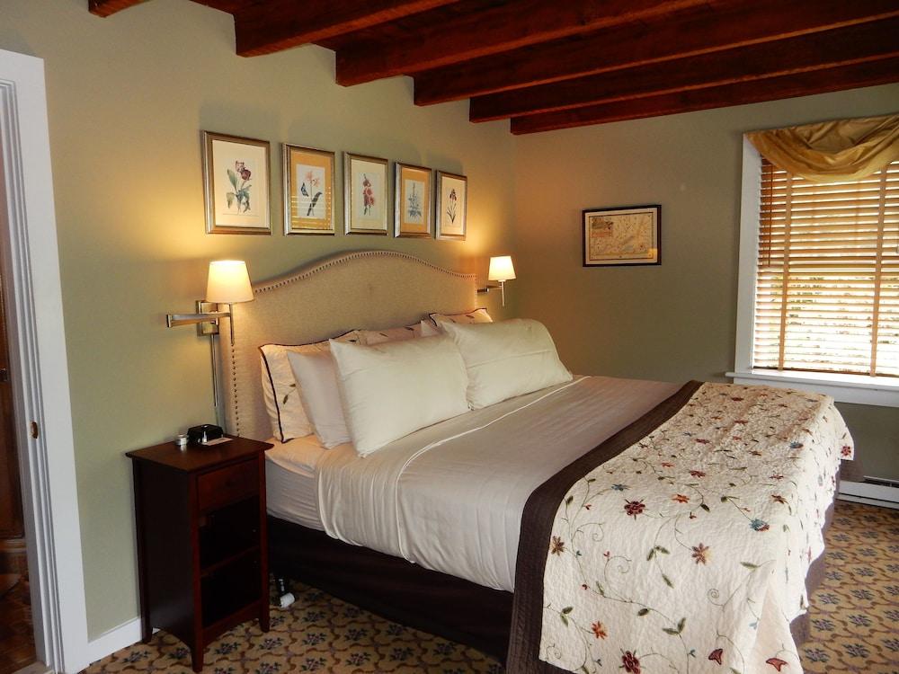 A Butler's Manor Bed and Breakfast