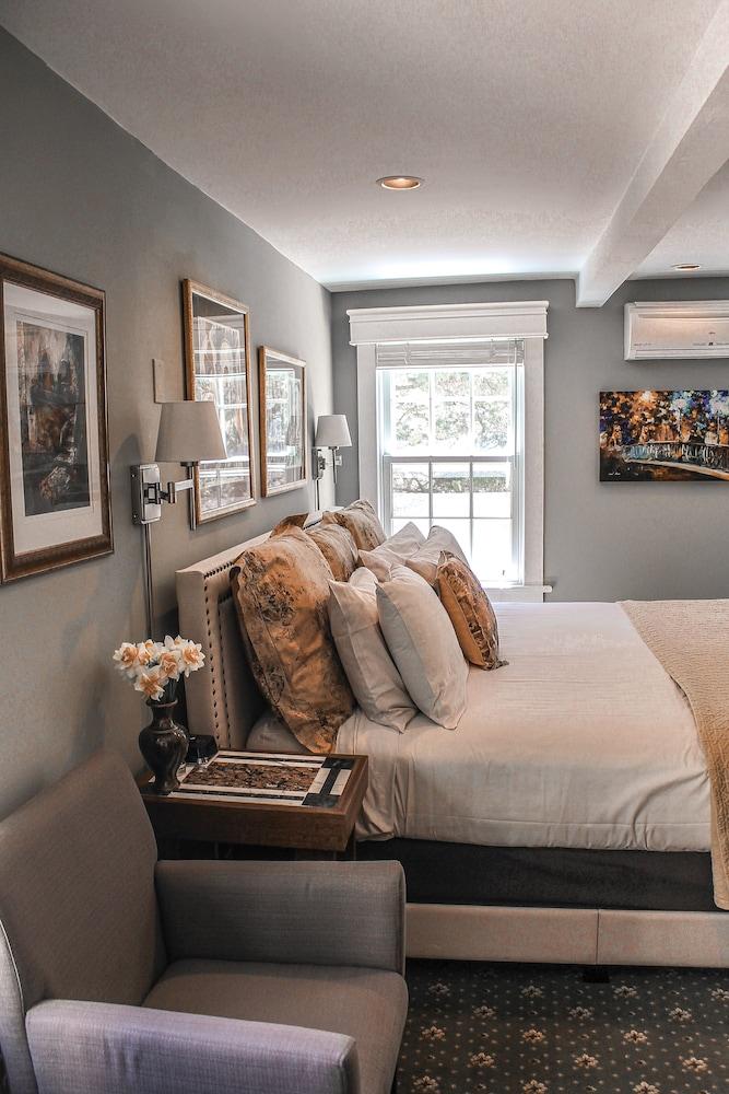 A Butler's Manor Bed and Breakfast