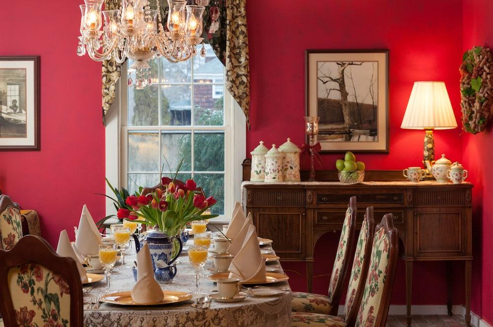 A Butler's Manor Bed and Breakfast