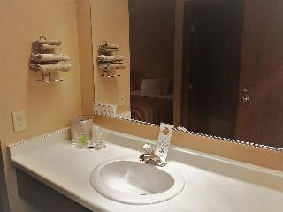 Sunrise Inn Hotel