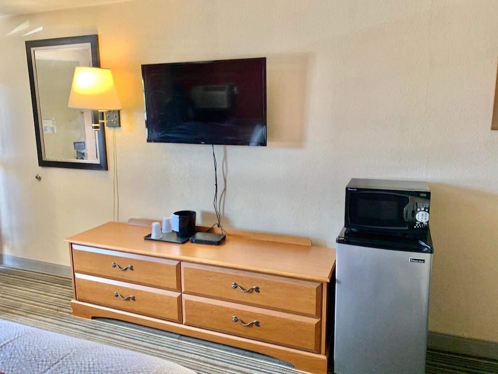Scottish Inns and Suites Bordentown, NJ