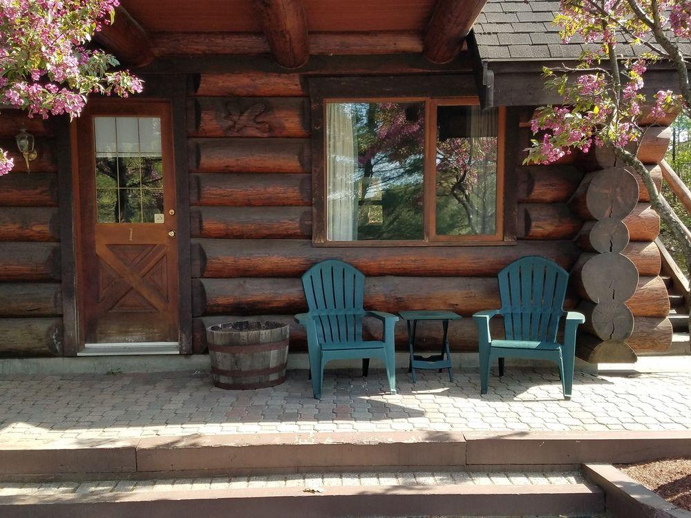 Nootka Lodge