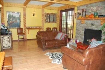 August Lodge