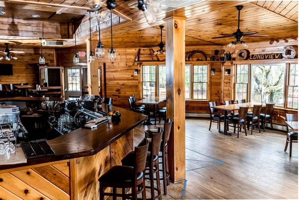 The Long View Lodge