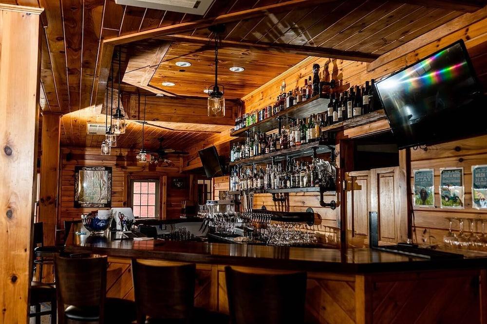 The Long View Lodge