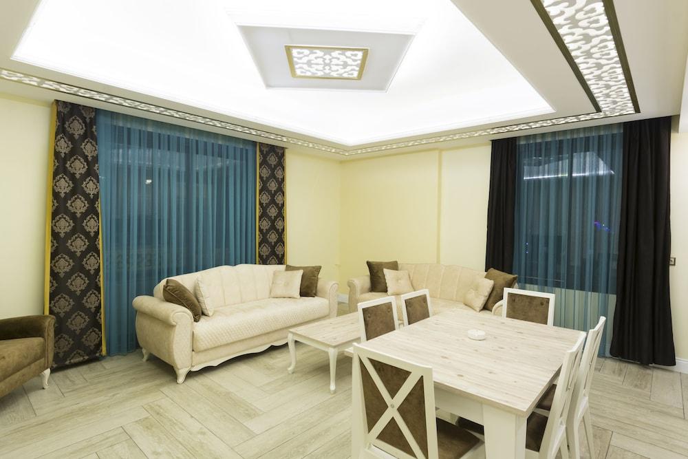 Merada Suit Otel
