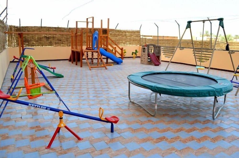 Royal Suites Hotel