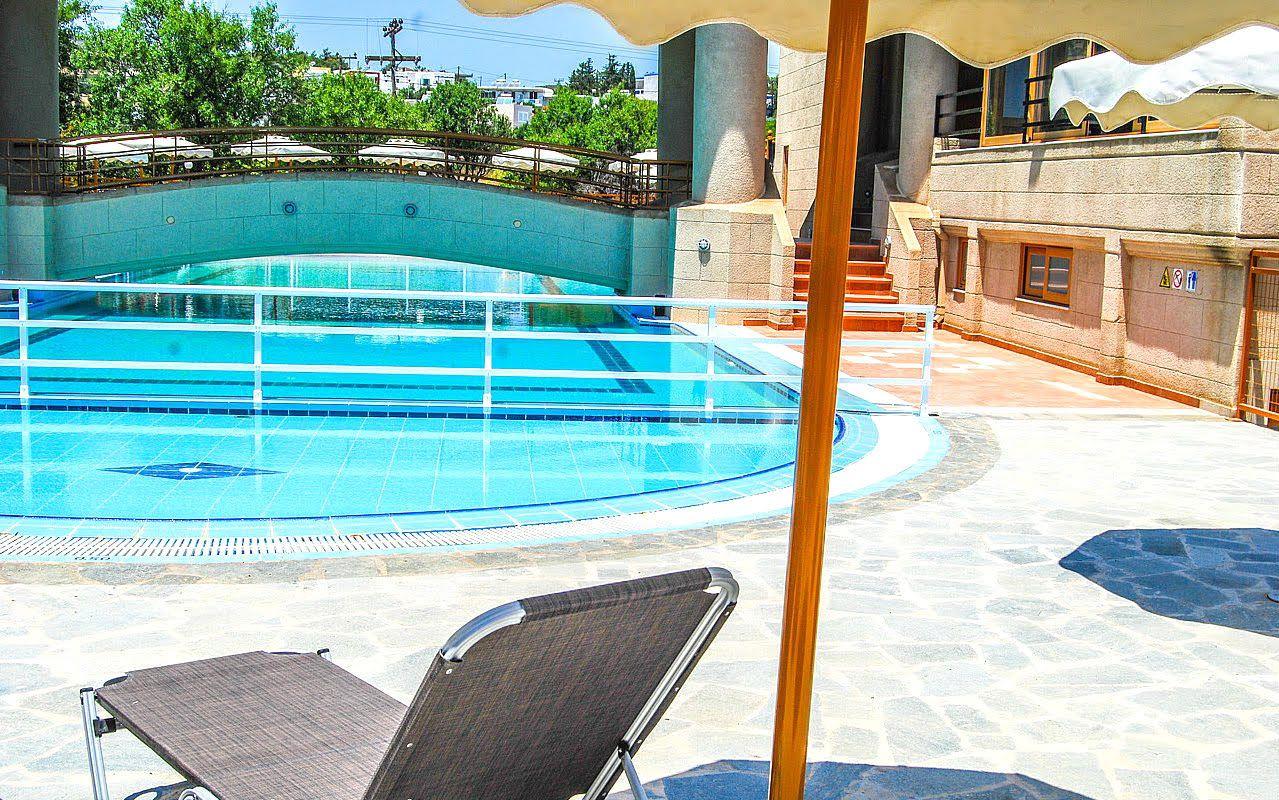 Ledras Beach Hotel
