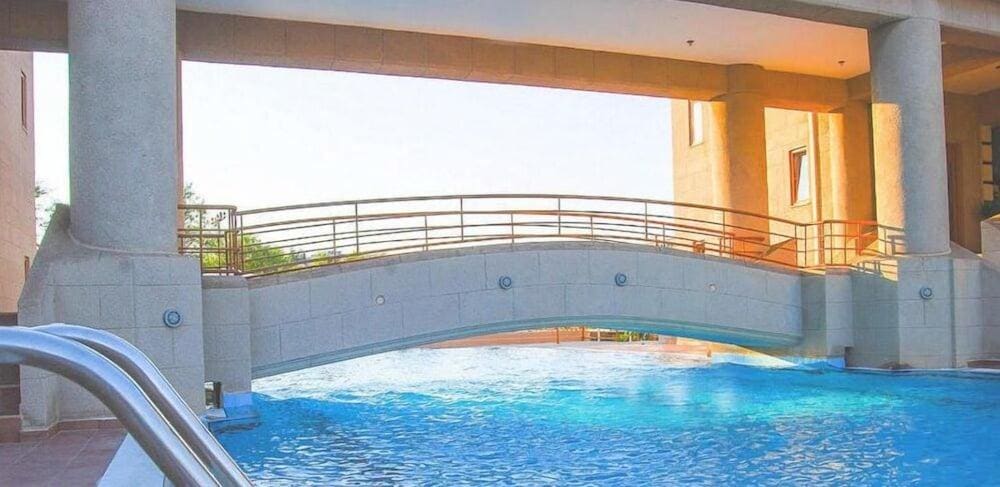 Ledras Beach Hotel