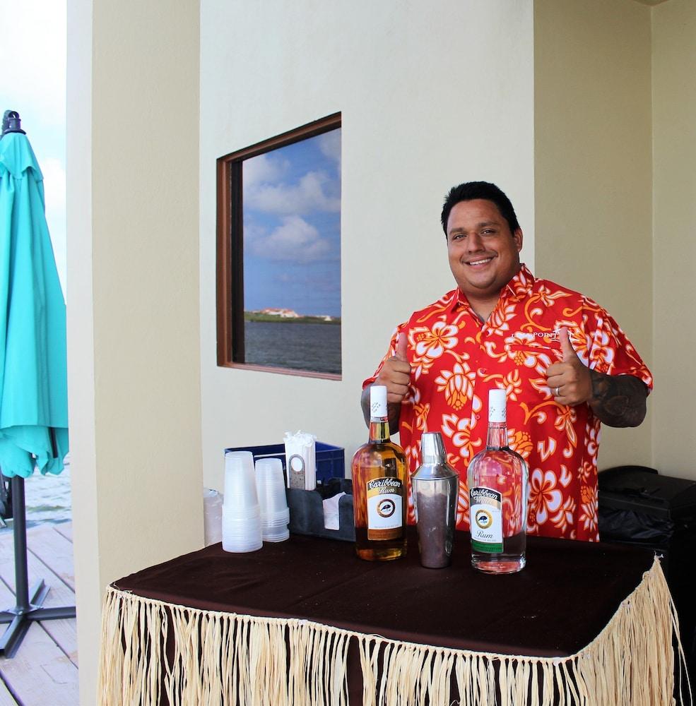 Lina Point Overwater Resort
