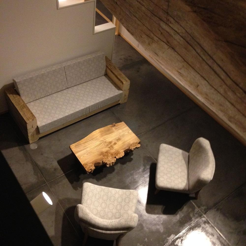 Element Hotel