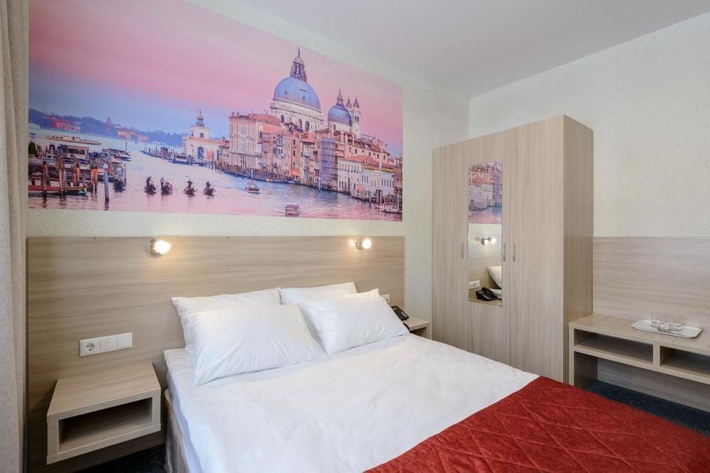 Aterra Hotel