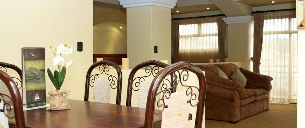 Hotel Ruinas Resort