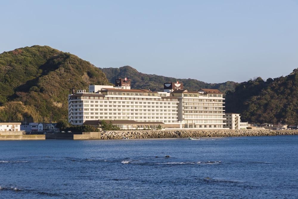 Mikazuki Sea-Park Hotel Awa Kamogawa