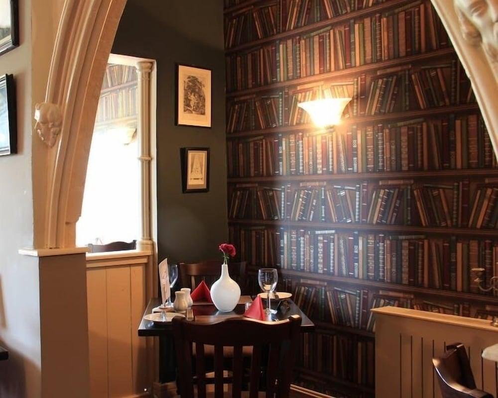 White Horse Farm Inn