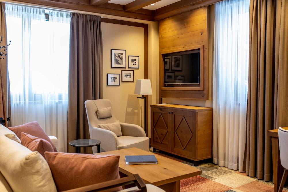 Grey Hotel Kopaonik