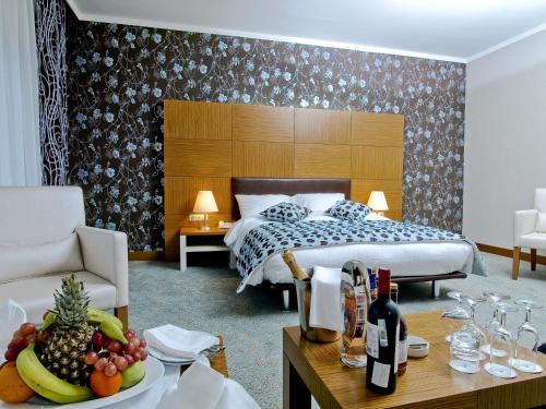 Grand Nur Plaza Hotel