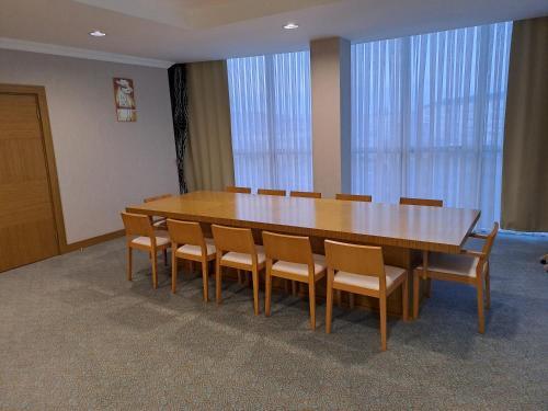 Grand Nur Plaza Hotel