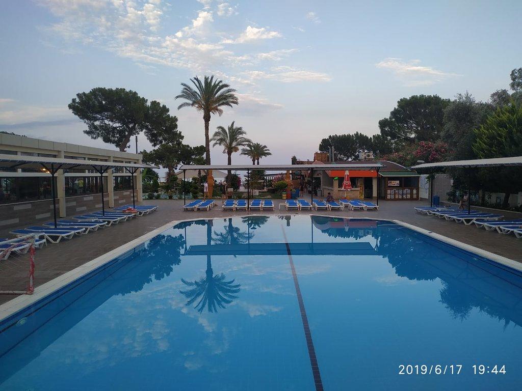 Club Hotel Belpinar