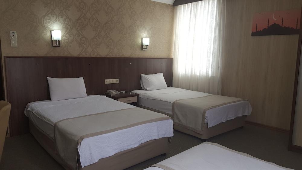 Hosta Otel