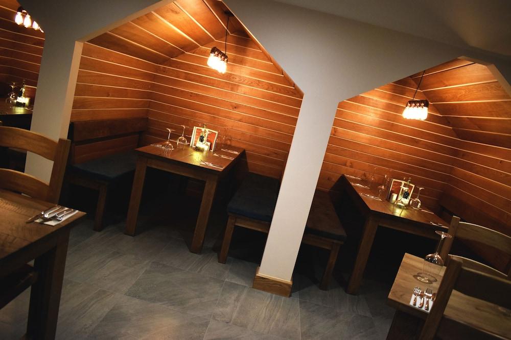 The Horse & Jockey Wessington