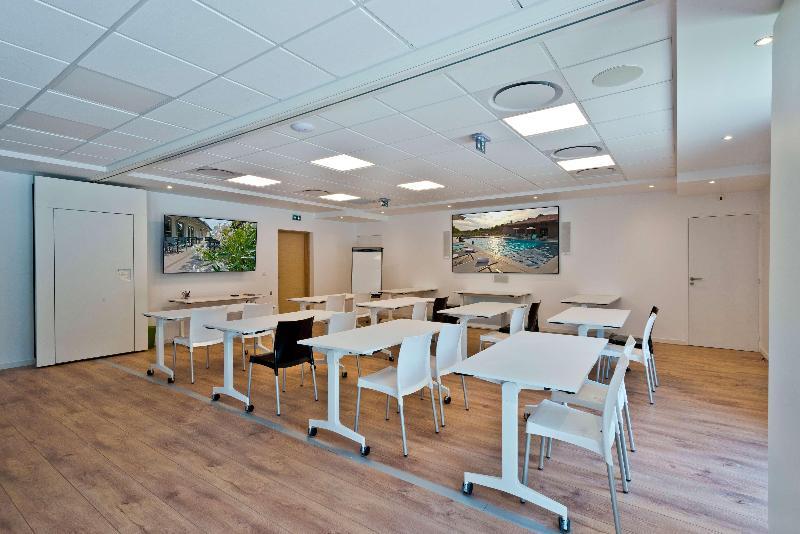 Kyriad Residence Cabries - Plan de Campagne
